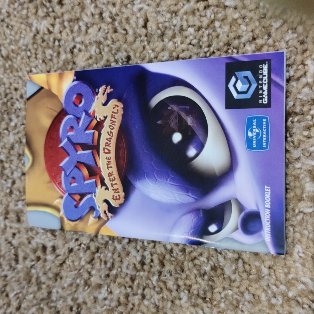 Spyro enter the dragonfly Nintendo GameCube instruction book only